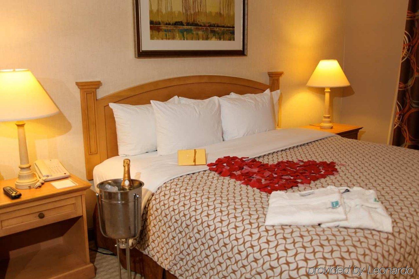 Doubletree By Hilton Mcallen Phòng bức ảnh